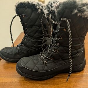 Black Quilted Winter Boots